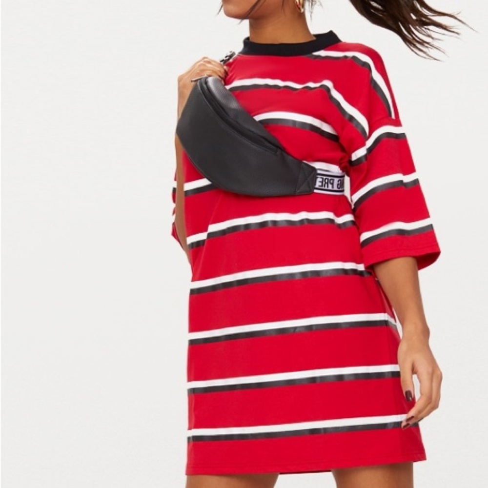 Pretty Little Thing Tee Shirt Dress